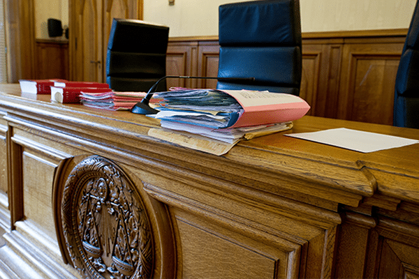 Salle d'audience du tribunal d'Arras.