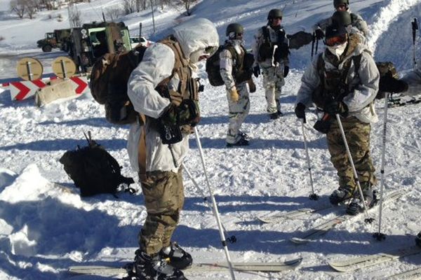 Entraînement des troupes de montagne à Valloire 