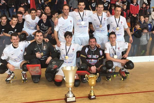 Les Vendéens se sont imposés 8-5 en finale de coupe de France de rink-hockey face à Saint-Omer (Pas-de-Calais). 