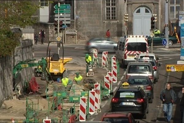 La rue Charles Nodier à Besançon, un des points noirs pour les automobilistes. 