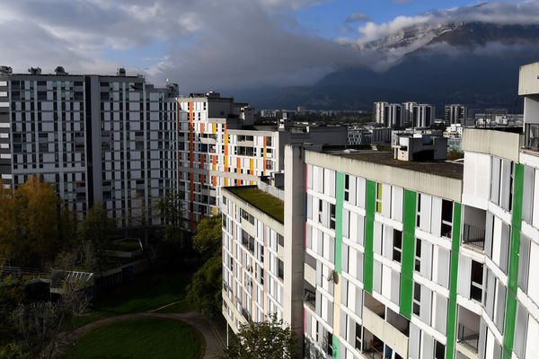 Les revenus de nombreux actifs ont baissé à cause du confinement. (Illustration)