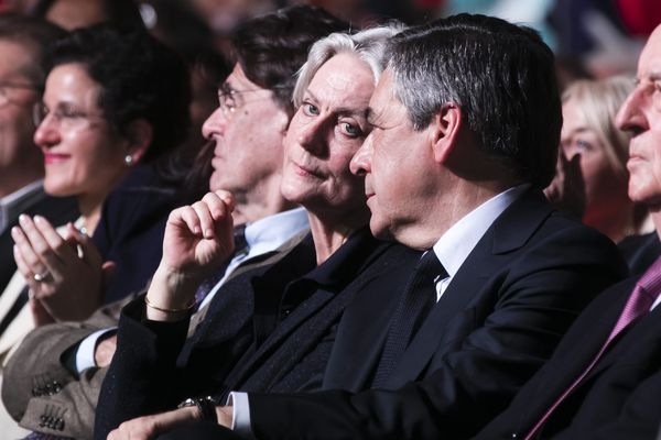 François et Pénélope Fillon le 9 avril 2017 lors de la campagne pour la Présidentielle