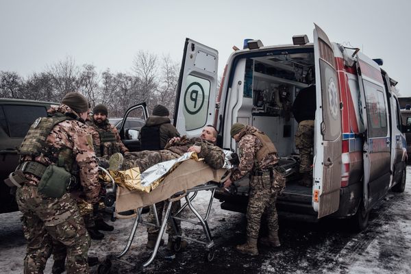 Un soldat ukrainien évacué après avoir été blessé dans le Donbass. Attention, il ne s'agit pas d'un soldat présent au CHRU de Nancy.