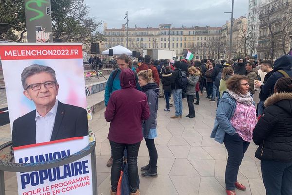 Un rassemblement pour soutenir Jean-Luc Mélenchon à Marseille le 13 mars 2022.