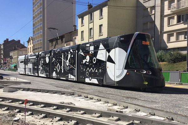 Saint-Etienne : les Stéphanois ont retrouvé leur tramway ce matin - 27/8/18