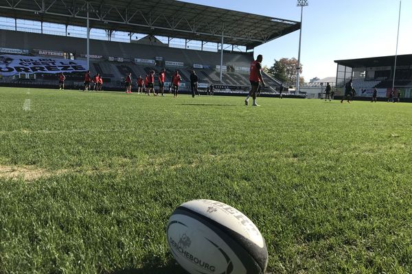 Derniers réglages pour les Brivistes avant de s'envoler vers Toulon.