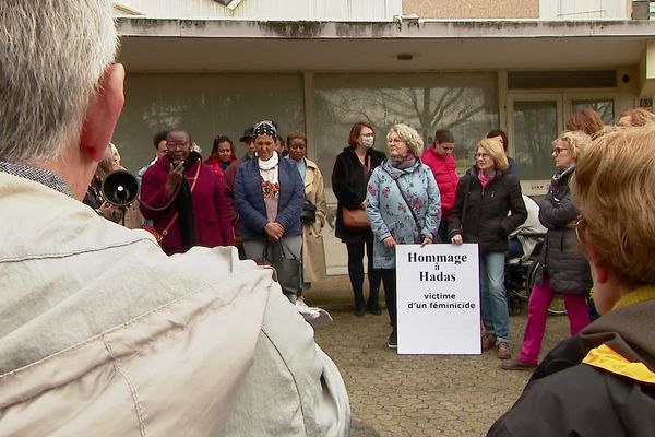 Hommage à Hadas Isak, victime d'un féminicide au quartier de Beaulieu à Poitiers.