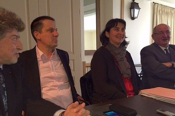 Mende - Damien Alary, Laurent Suau, Sophie Pantel et Alain Bertrand, lors d'une réunion de conciliation - 31 mars 2015.