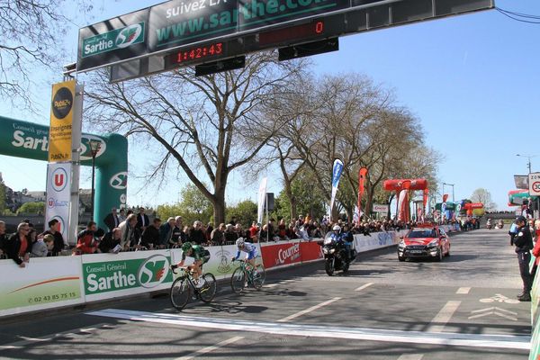 La 2ème étape relie Ancenis à Angers.