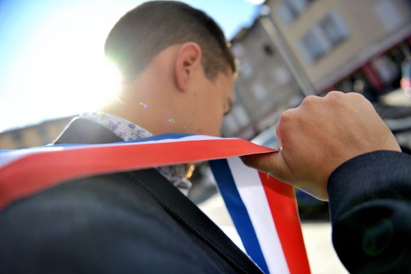 Une homme a été condamné par le tribunal de Béziers pour les violences à l'encontre d'un élu. Le 12 août 2024, il avait insulté et toué de coups le maire de Riols, un village à l'ouest de Béziers dans l'Hérault. (Photo d'illustration)