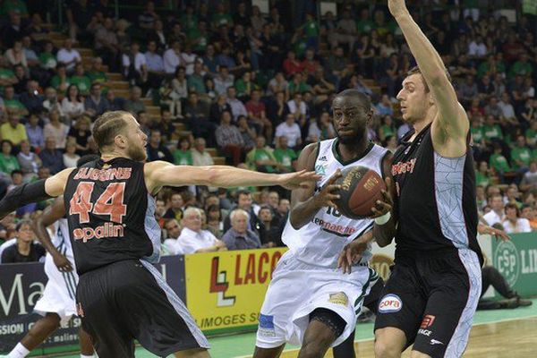 Il n'y a pas si longtemps, Limoges recevait Nancy en demi-finale des playoffs.