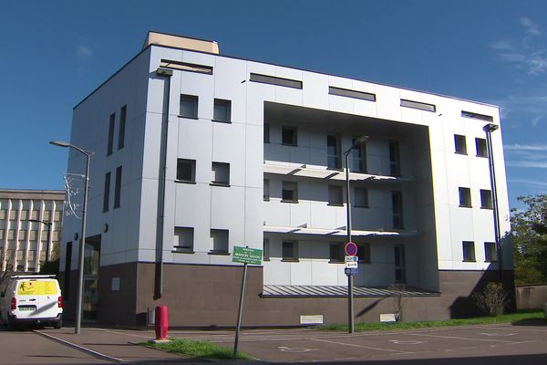 La maison de santé de Montbard.