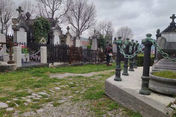 Saint-Etienne : Grève des fossoyeurs municipaux - 18/4/23