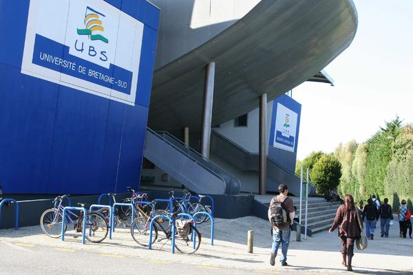 L'Université Bretagne-Sud, dans son campus de Lorient