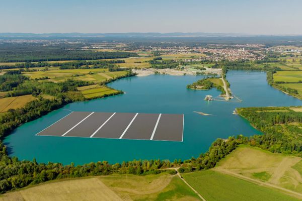 Le projet de centrale prévoit une surface de 13,5 hectares de panneaux photovoltaïques.