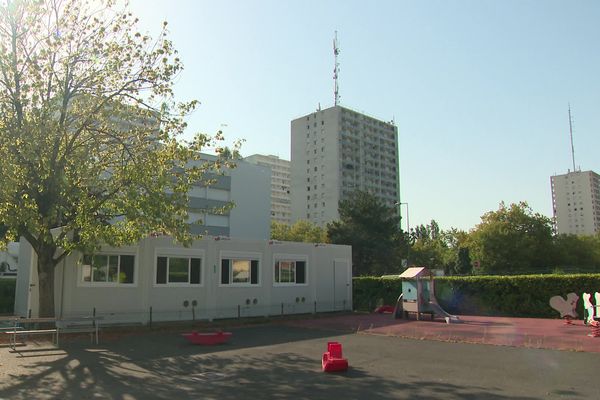 L'école Condorcet avait été incendié le 29 juin 2023 dans les émeutes consécutives à la mort du jeune Nahel à Nanterre.