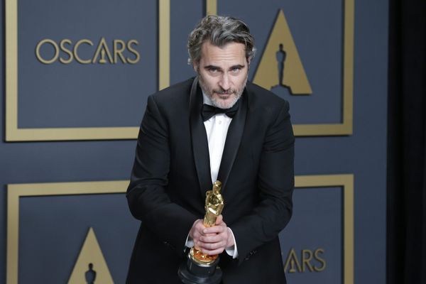 Joaquin Phoenix, vainqueur du trophée du meilleur acteur pour son rôle dans "Joker" en 2020.