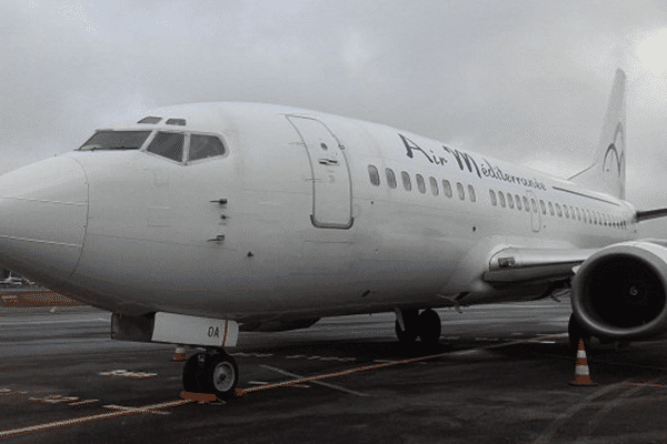 L'un des deux Boeing immobilisé sur l'aéroport de Tarbes-Lourdes