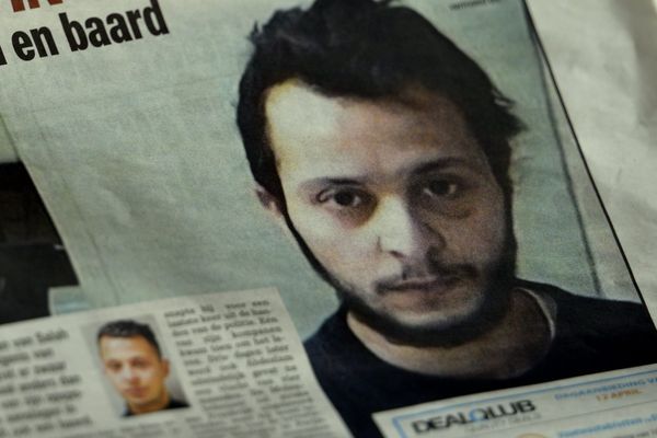 Salah Abdeslam photographié en prison. Photo publiée par le quotidien flamand Het Nieuwsblad