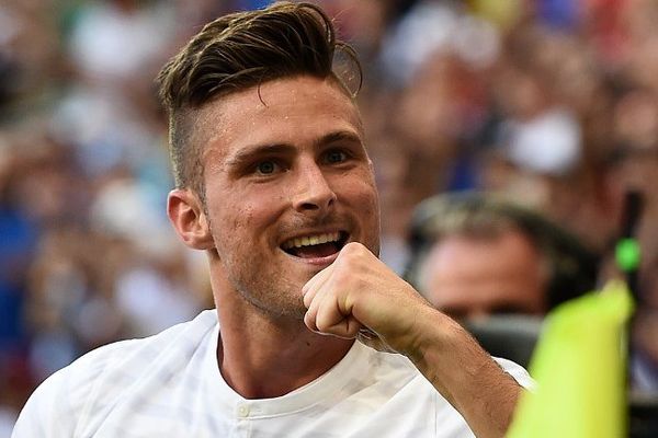 L'Isérois Olivier Giroud, formé au GF 38, fait actuellement les beaux jours de l'Equipe de France.