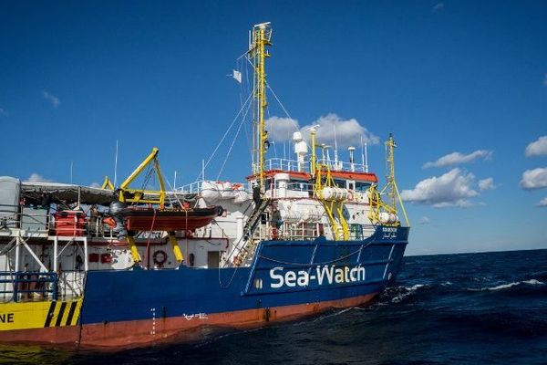 Le Sea-Watch 3, avec à son bord 32 réfugiés, est bloqué au large de Malte depuis le 22 décembre. 