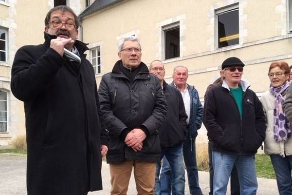 Plus d’une centaine de membres de l'Adus étaient présentes au procès qui se tenait devant le tribunal d'instance de Montargis.