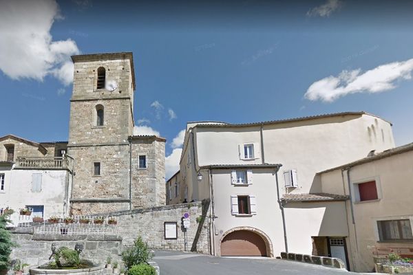 Village de Soubès dans l'Hérault. 