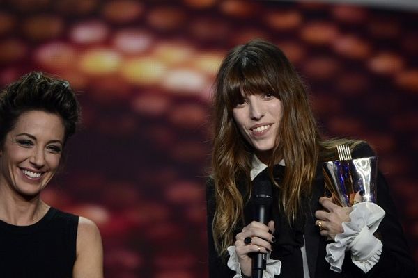 Lou Doillon a été sacrée artiste-interprète féminine de l'année, vendredi 8 février aux 28es Victoires de la musique