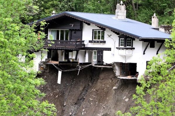 Une maison détruite à Barèges (65)