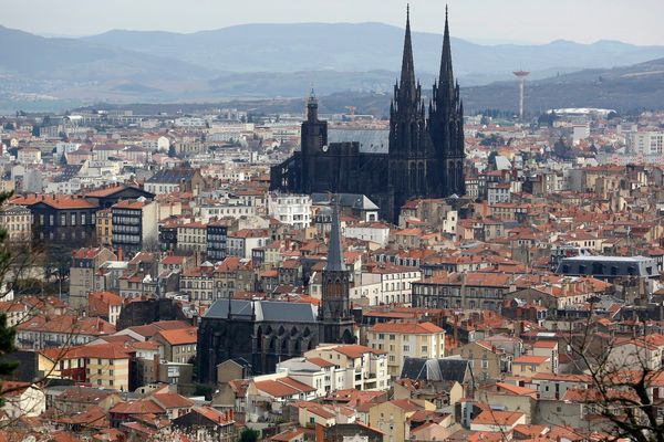 Clermont-Ferrand fait un pas vers le statut de métropole