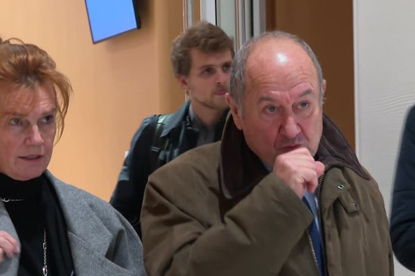 Bernard Squarcini au palais de justice de Paris, avec son avocate Me Marie-Alix Canu-Bernard.