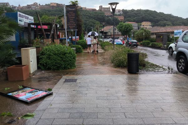 L'orage s'est abattu, brièvement, sur Porto-Vecchio.