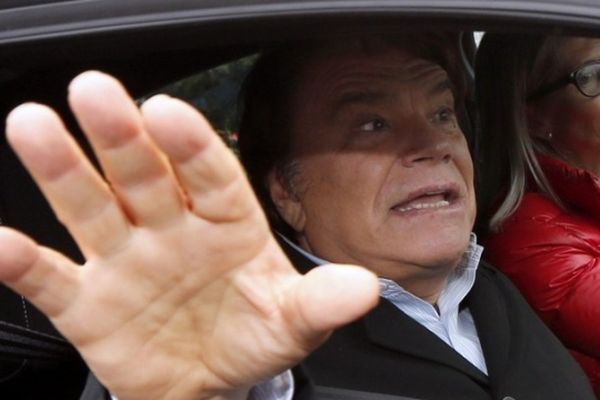 Bernard Tapie lors de sa visite au quotidien La Provence