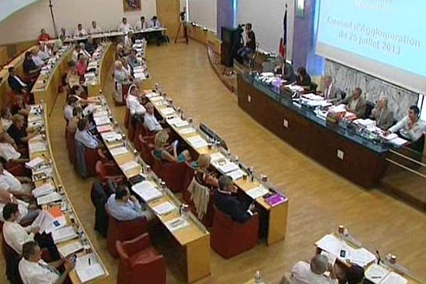 Montpellier - assemblée générale du conseil communautaire de l'agglomération - archives