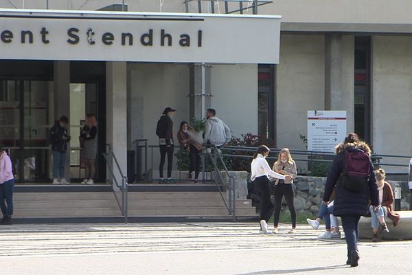 Les cas de Covid-19 sont en forte augmentation à l'université Grenoble-Alpes.