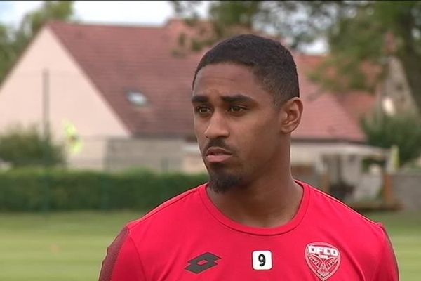 L'attaquant Wesley Saïd à l'entraînement à Dijon