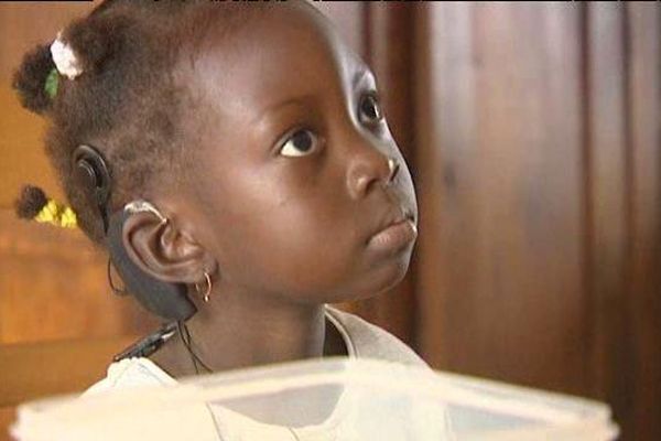 Abibatou, 4 ans, opérée grâce à un élan de solidarité nordiste.