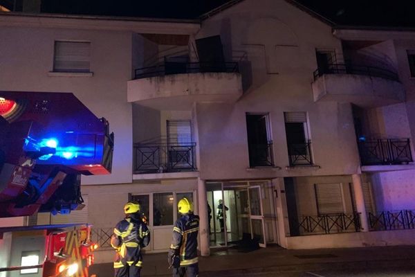 C'est dans cette résidence qu'une femme âgée de 88 ans a trouvé la mort suite à un incendie