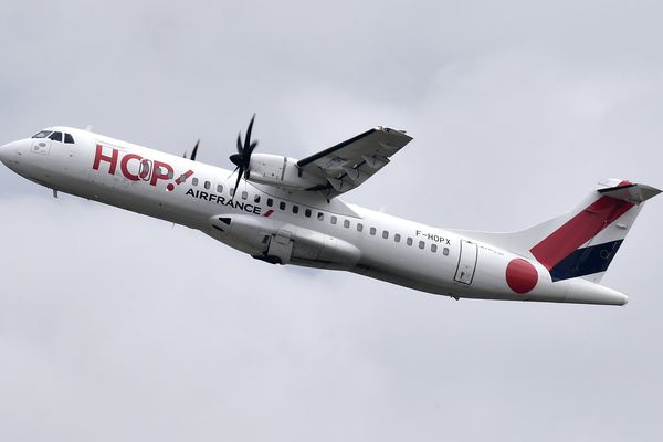  Hop ! Air France cherche à attirer de nouveaux clients en Auvergne-Rhône-Alpes via une opération séduction avec des vols à un tarif très éloigné de ceux habituellement pratiqués par la compagnie.