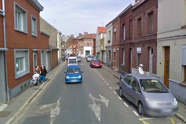 Le bébé a été retrouvé mort chez lui, à Denain, rue du maréchal Leclerc.