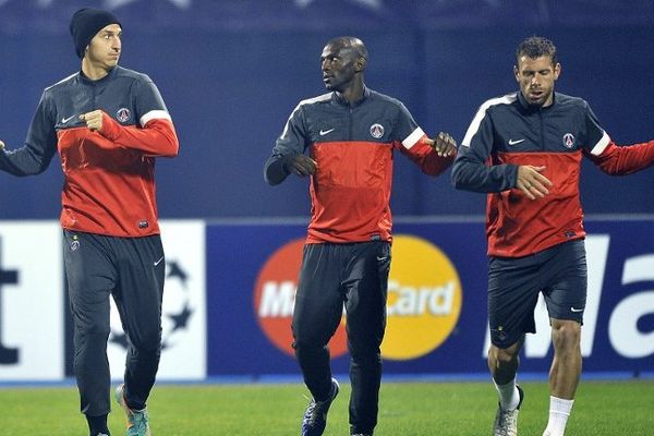 De gauche à droite: Zlatan Ibrahimovic, Mohamed Sissoko et Sylvain Armand (23/10/2012) 