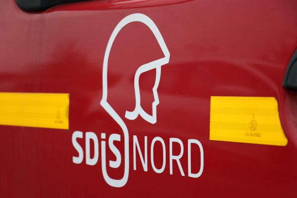 L'alerte a été donnée à 23h43 aux pompiers du Nord.