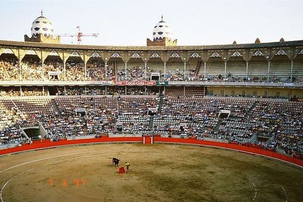 Barcelone - les arènes - archives