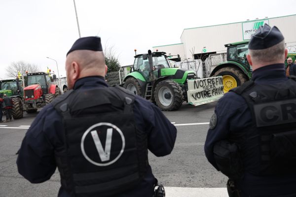 Le marché de Rungis sous surveillance policière.