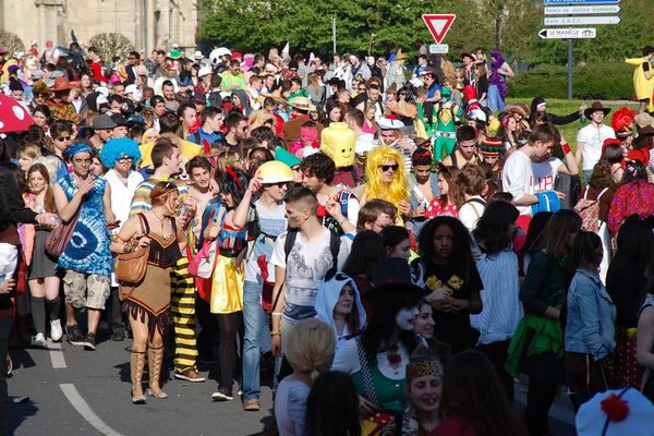 Le carnaval étudiant de Caen en 2014