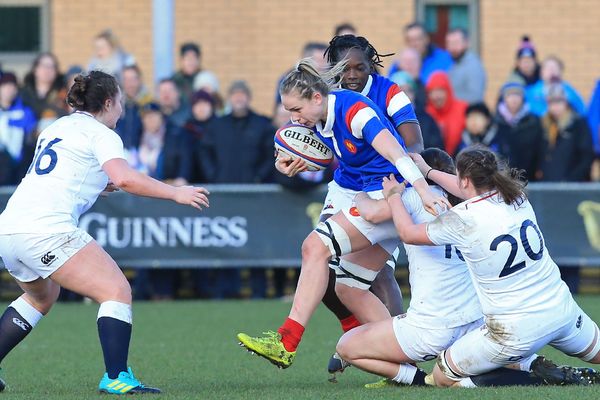 La troisième ligne centre du XV de France féminin Romane Ménager, exclue lors de la victoire face à l'Irlande samedi (47-17) pour un raffut à la gorge, a été suspendue trois semaines, a indiqué mardi l'organisateur du Tournoi des six nations.