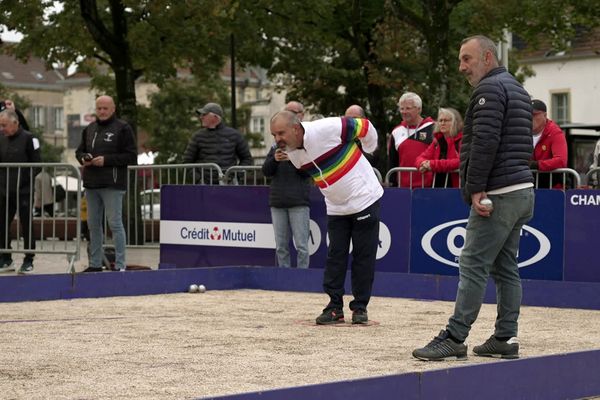 Henri Lacroix, 13 titres mondiaux, lors du Pétanque Tour à Dijon (Côte-d'Or), le 2 octobre 2024.