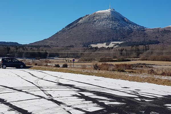 Le Puy-de-Dôme compte 2000 kilomètres de routes de montagne, au dessus de 800 mètres d'altitude.