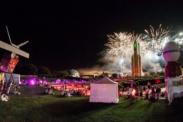 Ciel en fête se tient à la cité de l'Espace et place du capitole à Toulouse des 8 au 10 mai 2015