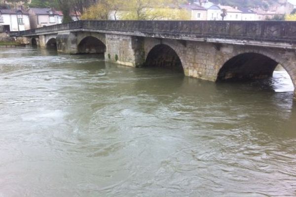 Le Clain au Pont Joubert à Poitiers 